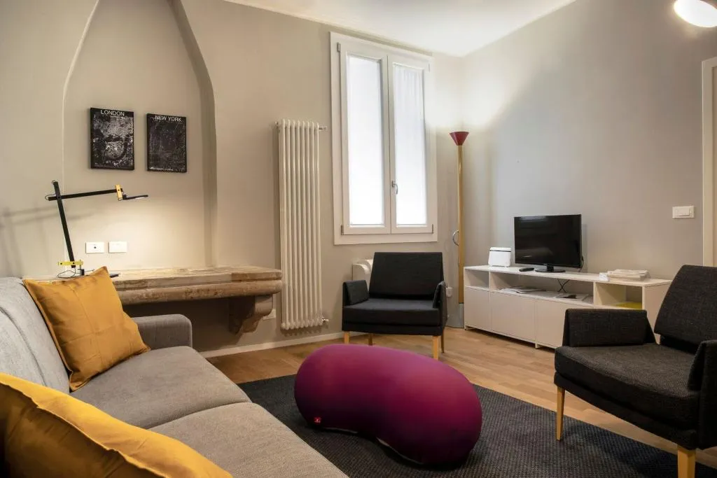 APARTMENT TWO BEDROOMS TWO BATHROOMS Room, Palazzo Paruta, Venice