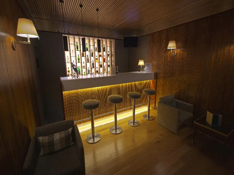 Bar, Miraparque, Lisbon