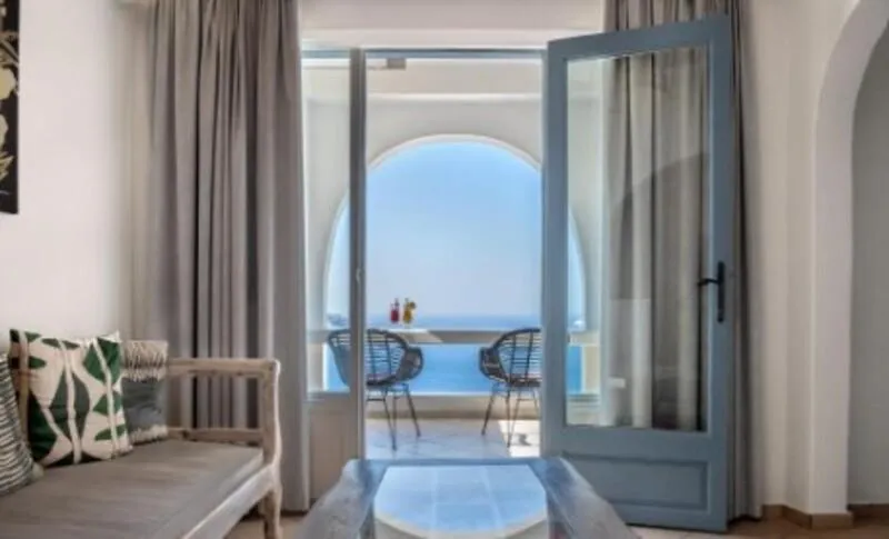 SUITE WITH VIEWS Room, Athermi Suites, Santorini
