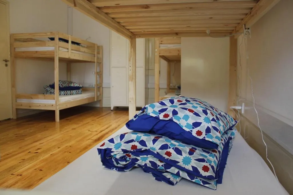 Room, O2 Hostel, Porto