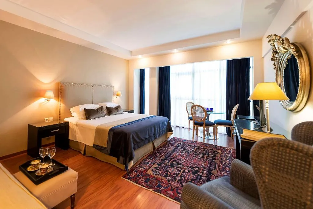 TRIPLE STANDARD Room, Best Western Plus Embassy Hotel, Athens