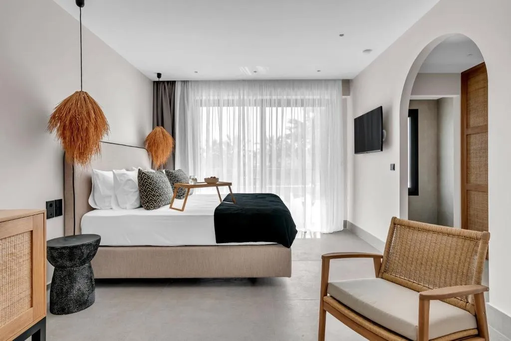 SUITE SUPERIOR POOL VIEW Room, Ammos Boutique Apartments & Suites, Crete