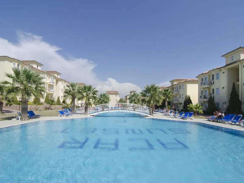 Pool, Sealight Family Club, Izmir