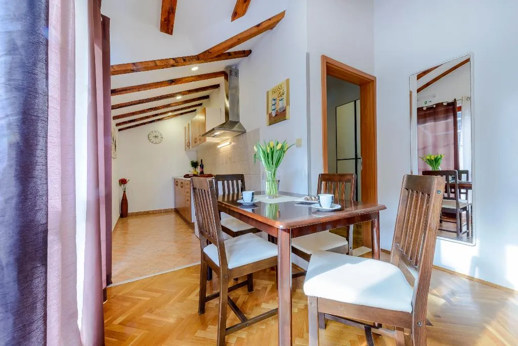 APARTMENT CAPACITY 3 ONE BEDROOM Room, Villa Tolja, Dubrovnik