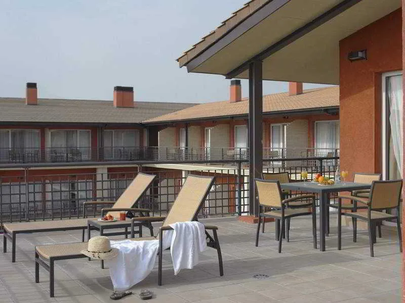 Terrace, Isla de la Garena, Madrid