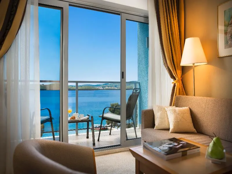 JUNIOR SUITE SEA VIEW WITH BALCONY Room, Aminess Vival Grand Azur Hotel, Dubrovnik