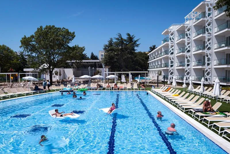 Pool, Maritim Hotel Paradise Blue, Varna