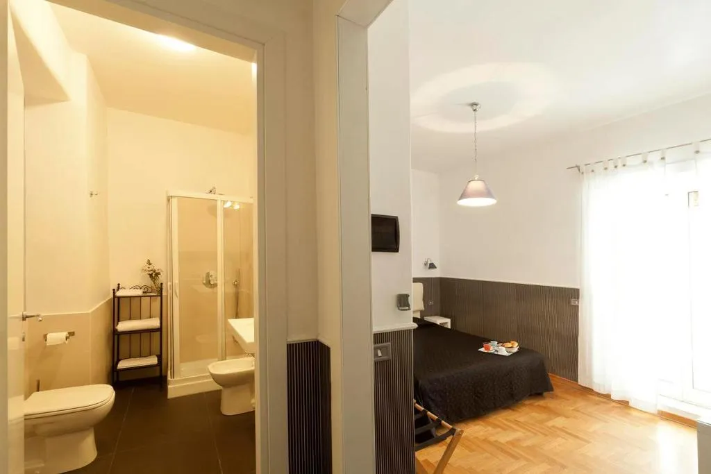 Double or Twin STANDARD Room, Cappella Vecchia 11, Naples