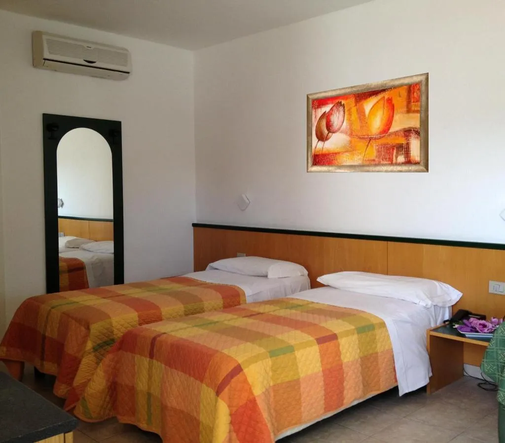 Double or Twin STANDARD Room, Hotel Ambrosio La Corte, Olbia