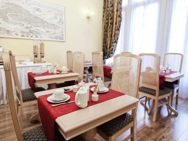 Restaurant, Ca'Bragadin, Venice