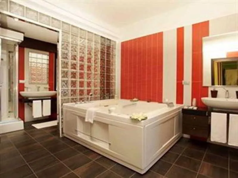 SUITE WITH JACUZZI Room, Abalon Pompei Resort, Naples