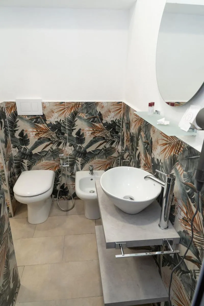 Double or Twin STANDARD Room, The Sun Hotel Boutique, Naples