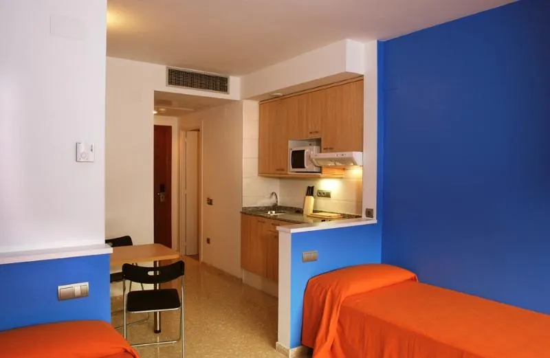 APARTMENT CAPACITY 2 ONE BEDROOM Room, Residencia de estudiantes Onix, Barcelona