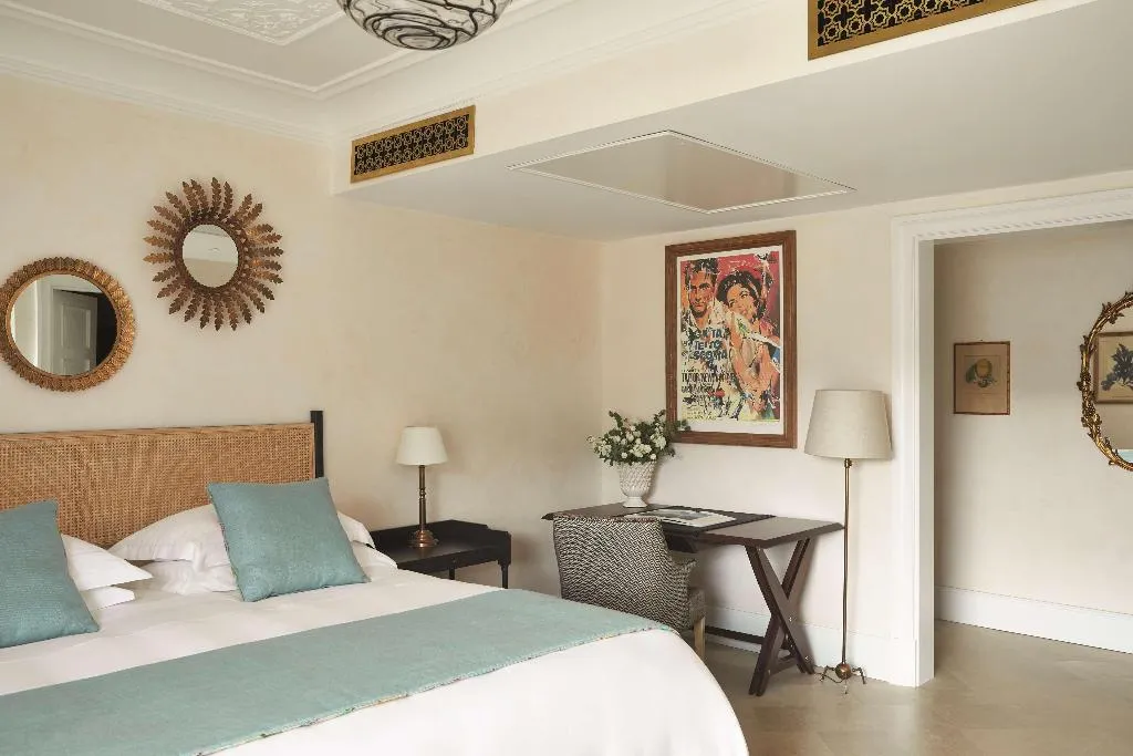 Room, Villa Sant'Andrea, A Belmond Hotel, Taormina Mare, Catania