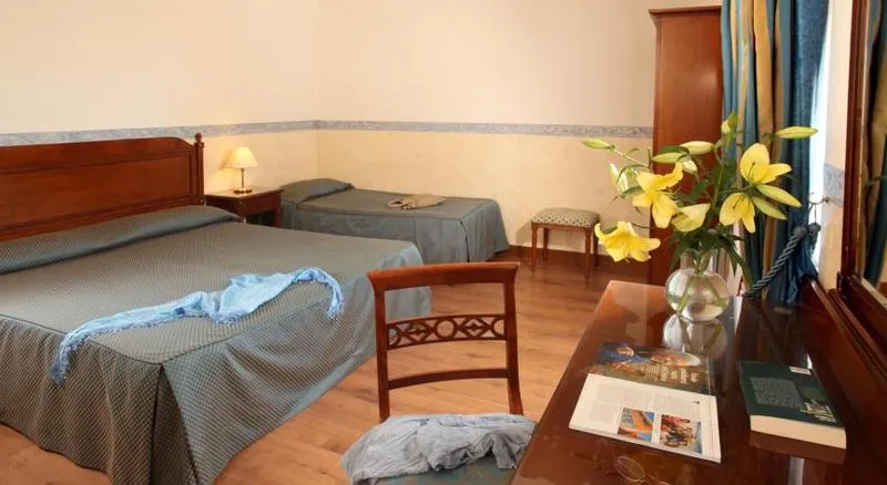 FAMILY ROOM STANDARD Room, Alessandrino, Rome