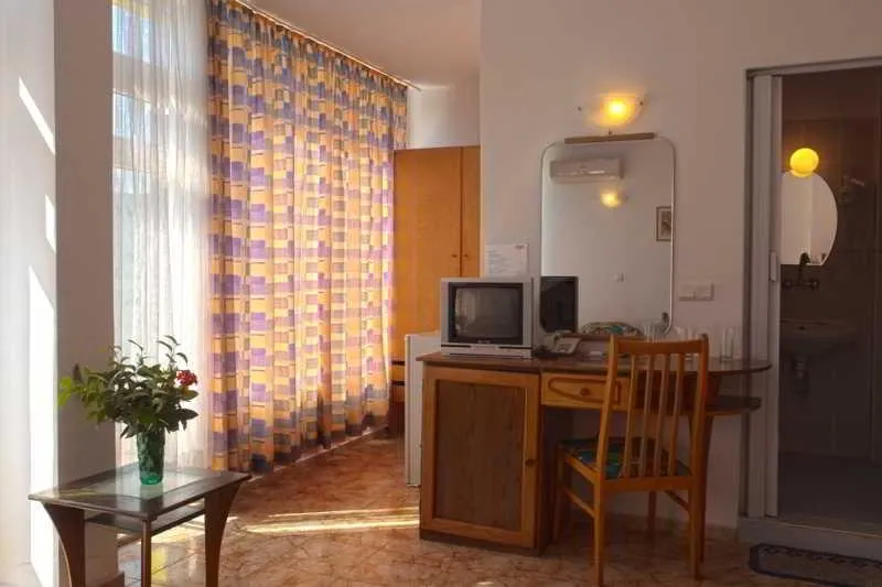 DOUBLE SINGLE USE STANDARD Room, Sunny Varshava, Varna