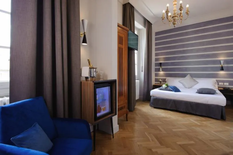 DOUBLE PREMIUM Room, Hotel Lungarno Vespucci 50, Florence