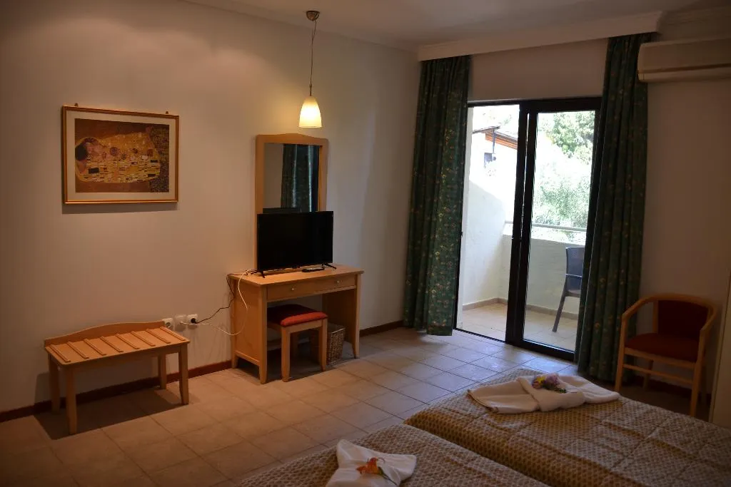 Double or Twin LAND VIEW Room, Dassia Holiday Club, Corfu