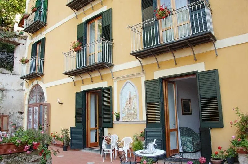 General view, L'Argine Fiorito, Naples