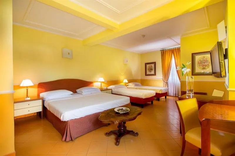 Room, Tiziano, Rome