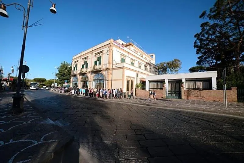 General view, Hotel Vittoria, Naples
