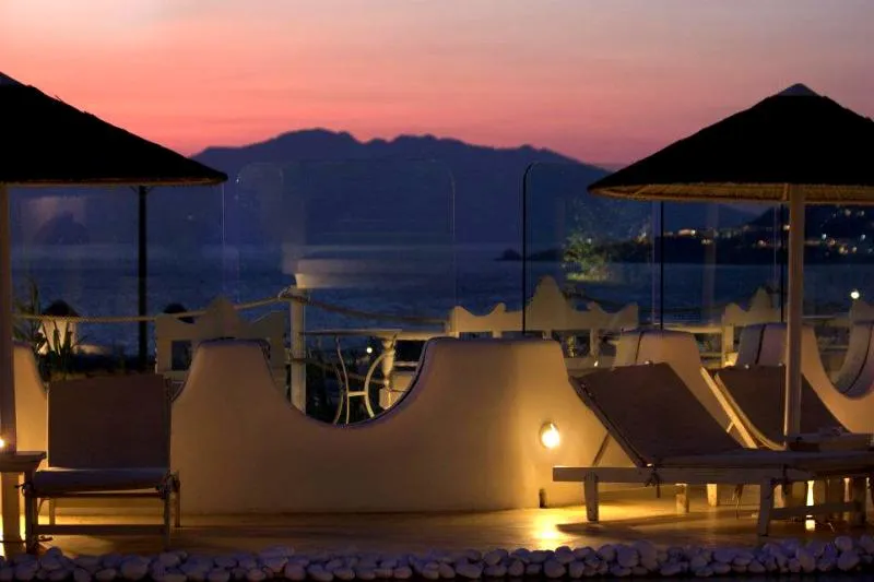 Pool, Iliomaris, Mykonos