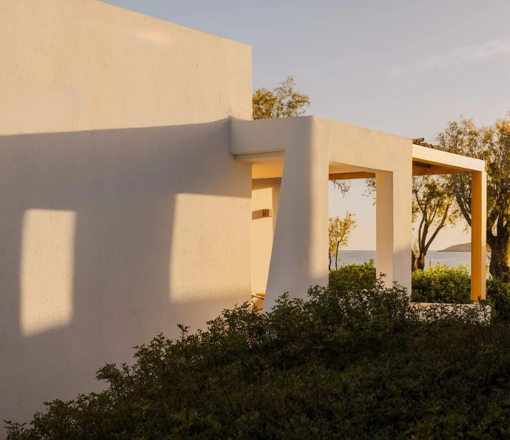 BUNGALOW SEA FRONT Room, Minos Beach Art Hotel, a Member of Design Hotels, Crete