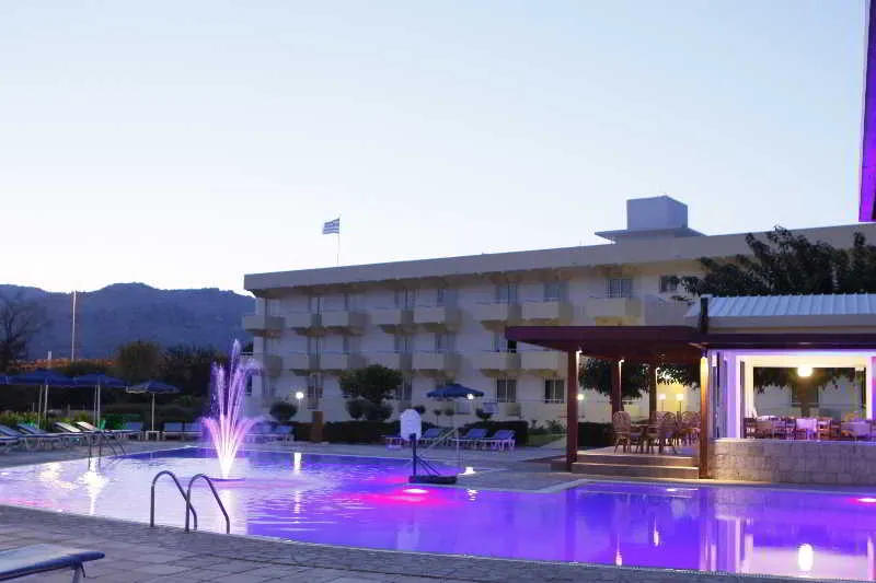 Pool, Zoes, Rhodes