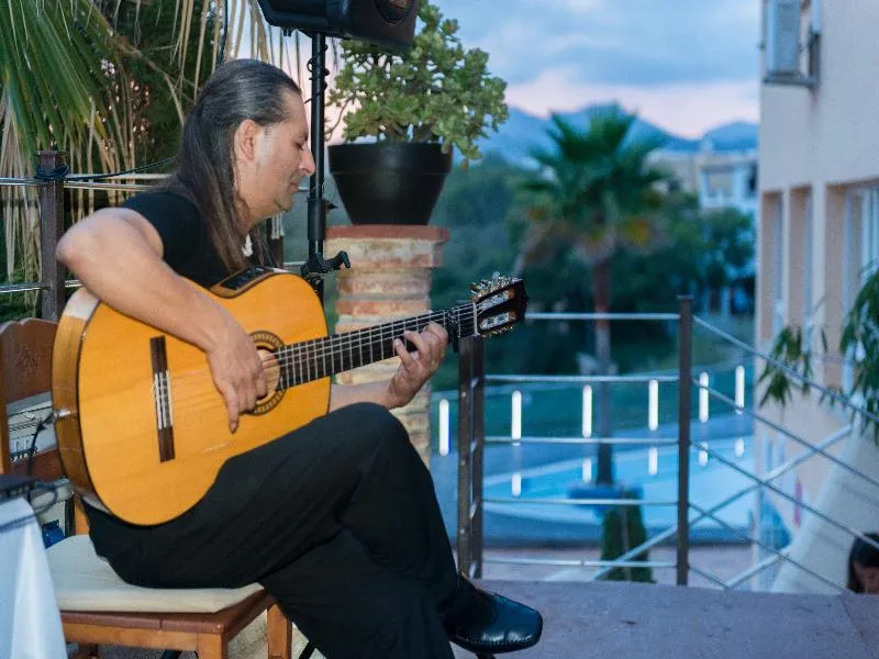 Sports and Entertainment, Playa Ferrera, Majorca
