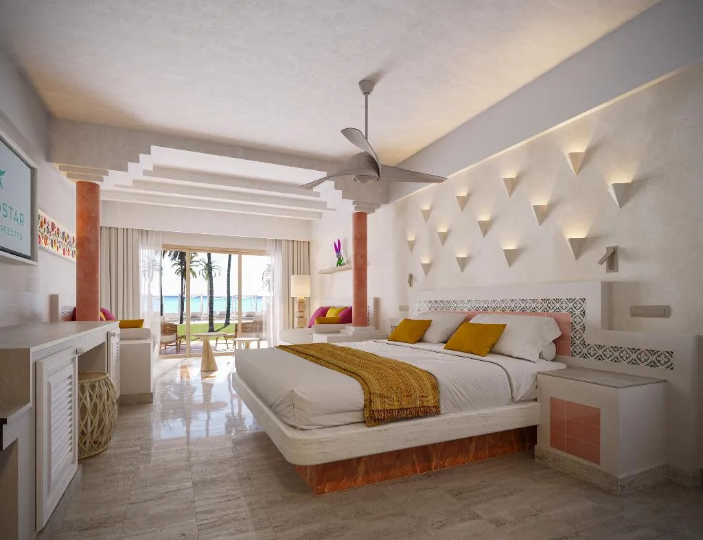 JUNIOR SUITE OCEAN FRONT Room, Iberostar Waves Tucan All Inclusive, Cancun Area