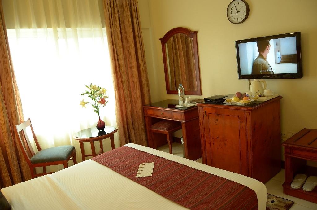 Room, Nejoum Al Emarat, Dubai