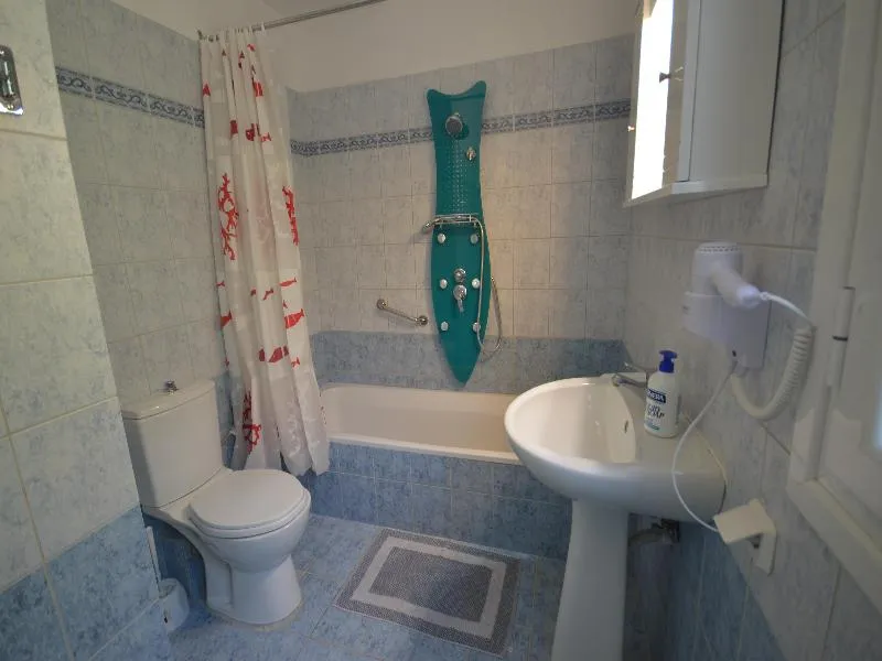 APARTMENT CAPACITY 5 ONE BEDROOM Room, Paradiso Aparthotel, Corfu