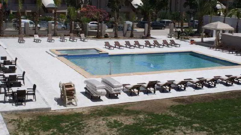 Pool, Hanioti Melathron, Halkidiki