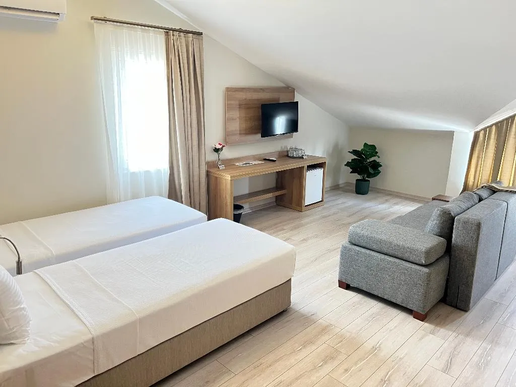 FAMILY ROOM Accessible Two Double beds Room, West House Exclusi̇ve Hotel Göcek, Dalaman