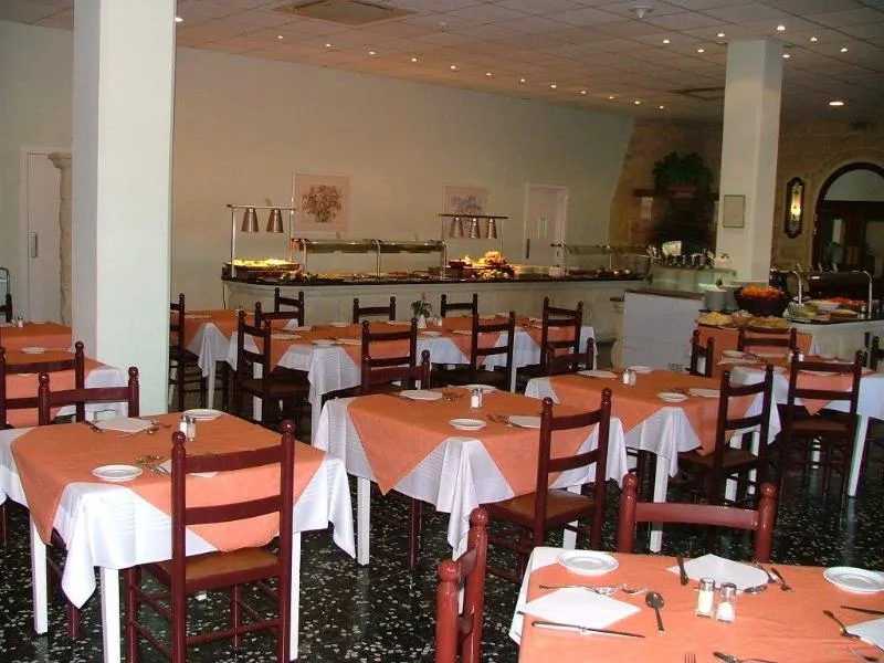 Restaurant, Comino Hotel, Comino