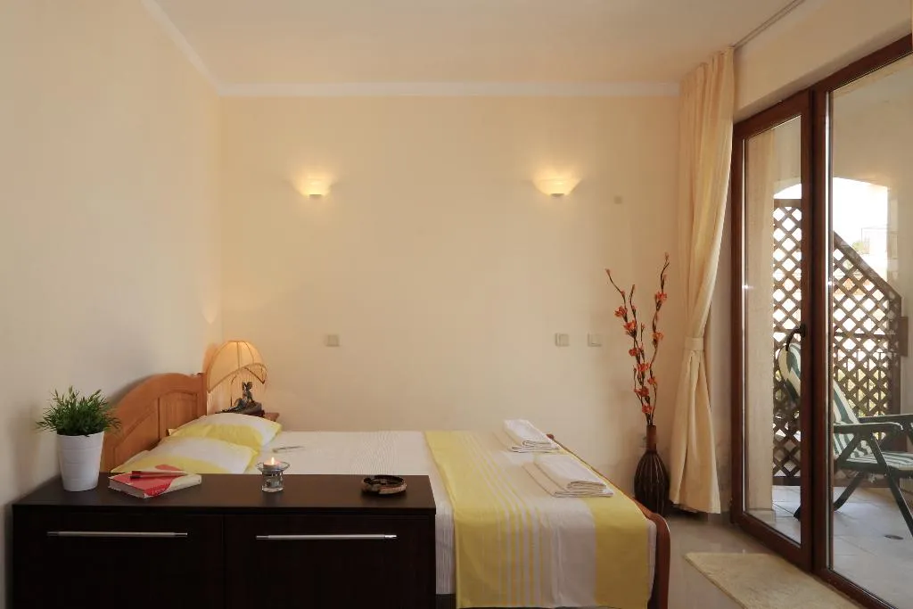 STUDIO STANDARD Room, Bay Apartments, Bourgas