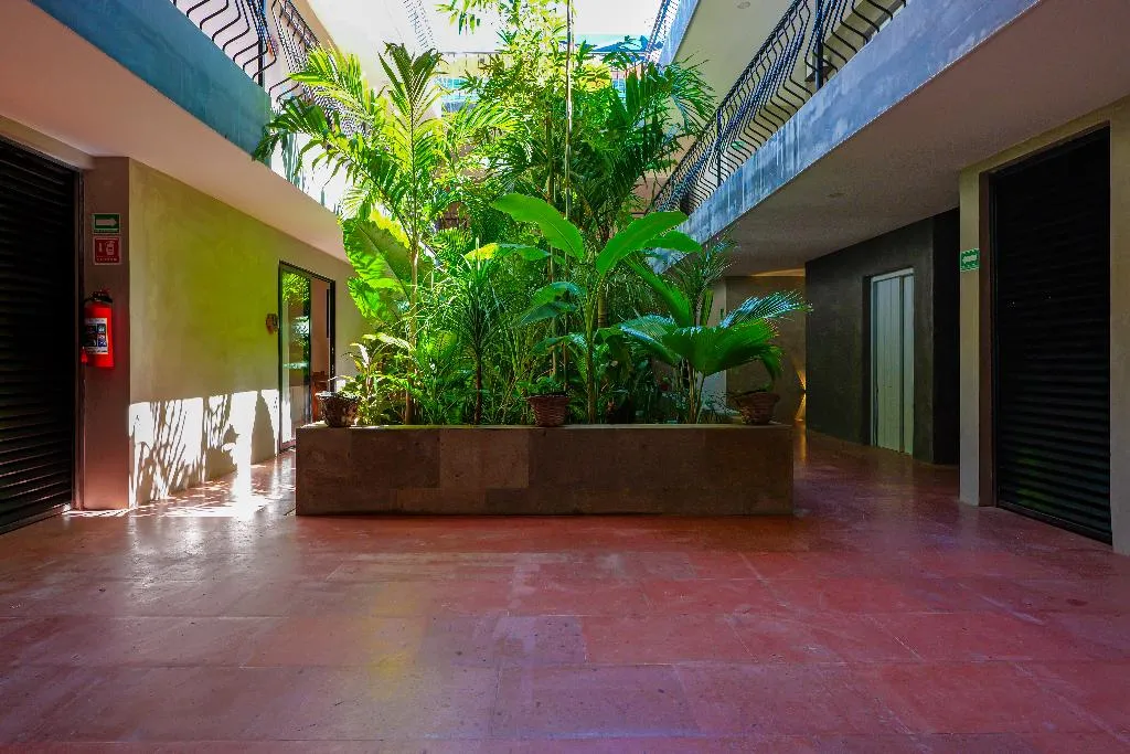 STUDIO DELUXE ONE BED Room, Calea Tulum, Cancun Area