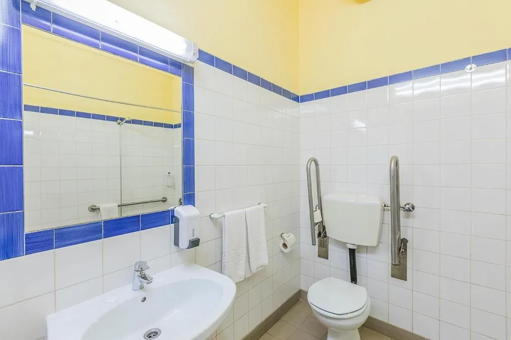TWIN Accessible Room, Hi Lagos - Pousada de Juventude, Algarve