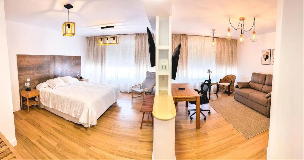 JUNIOR SUITE STANDARD Room, Hostal Sorbas, Andalucia