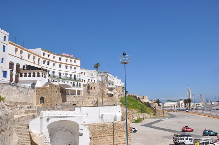 Continental, Tangier
