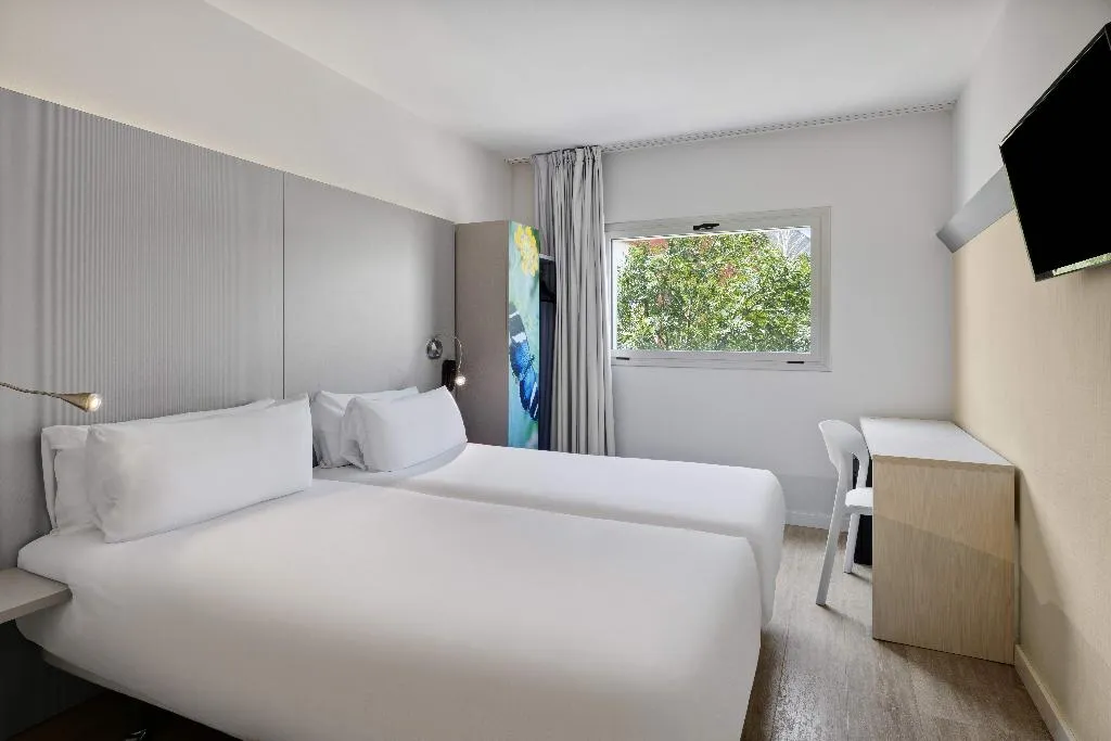 TWIN STANDARD Room, B&B HOTEL Girona 2, Costa Brava