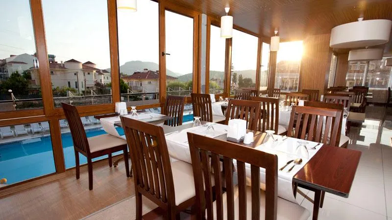 Restaurant, Aes Club, Dalaman
