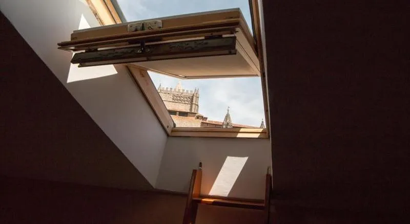 Room, Las Cancelas, Madrid