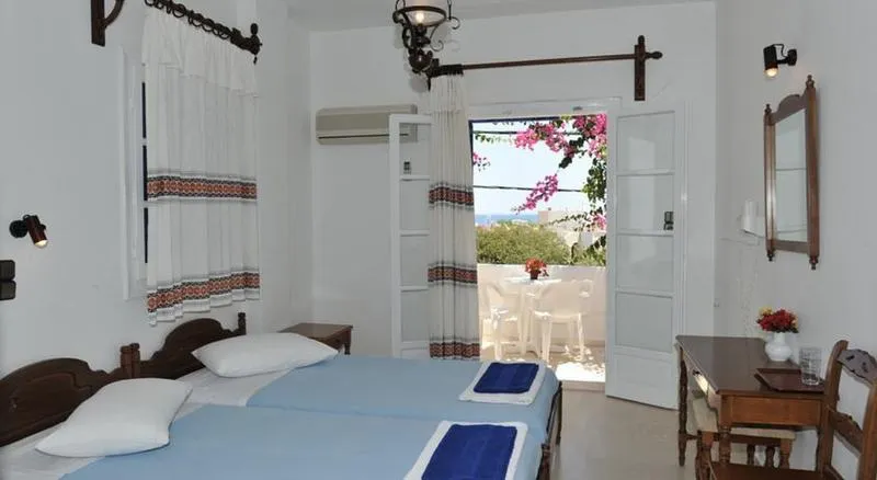 Room, Proteas Hotel, Santorini