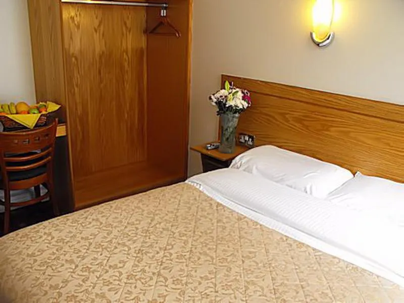 Room, The Glen Guesthouse, Dublin