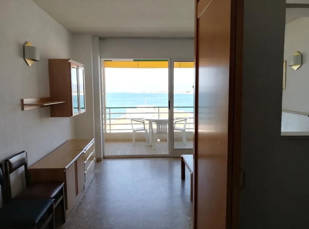 APARTMENT CAPACITY 4 Room, Paradis, Costa Dorada
