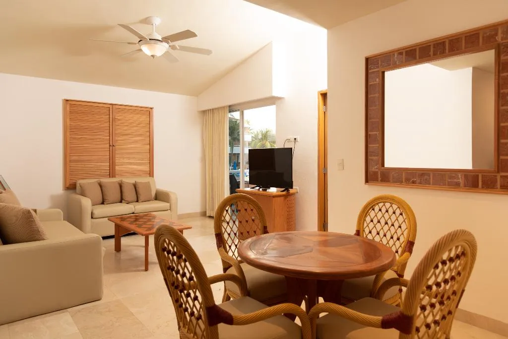 FAMILY ROOM TWO BEDROOMS Room, Sunset Fishermen Beach Resort Playa Del Carmen, Cancun Area