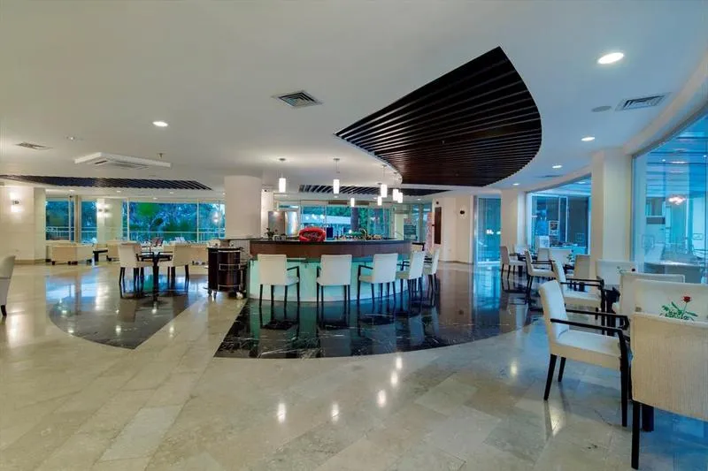 Bar, Alara Star, Antalya