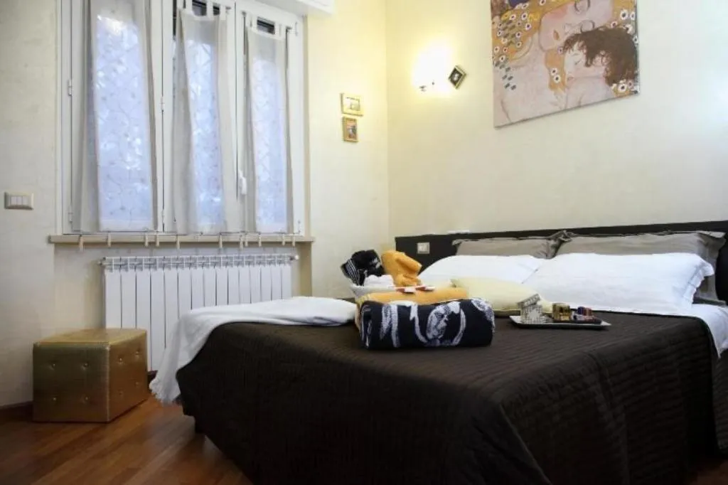 General view, Gala B&B, Rome