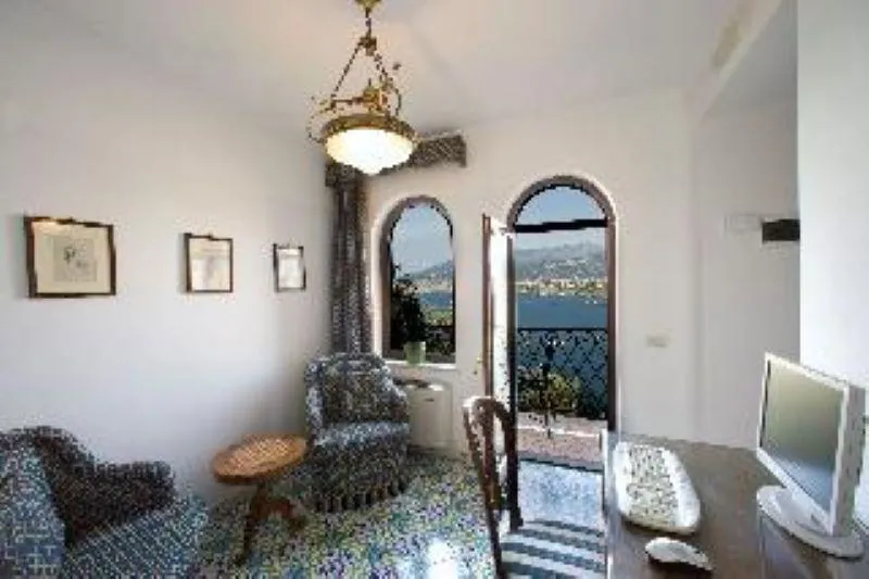 SUITE SEA VIEW Room, La Tonnarella, Naples